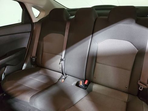 Used 2022 Kia Forte LXS w/ LXS Technology Package image 10