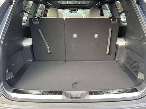 New 2026 Toyota Grand Highlander AWD Hybrid image 45