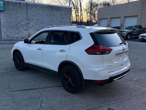 Used 2017 Nissan Rogue S w/ S Appearance Package image 5