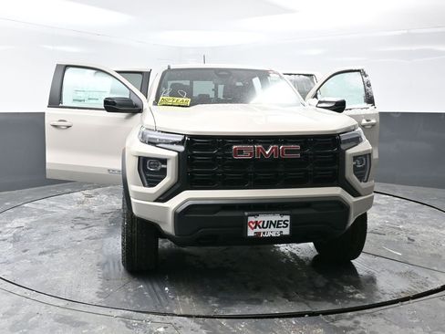 New 2026 GMC Canyon Elevation image 51