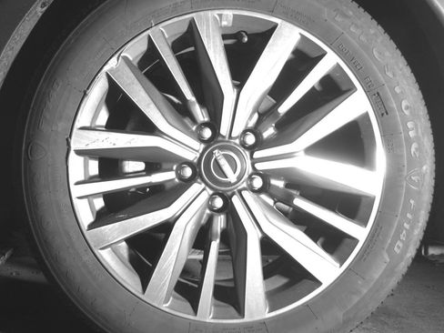 Used 2024 Nissan Kicks SV image 12