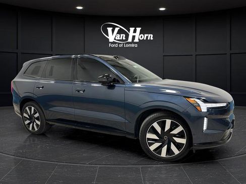 Used 2025 Volvo EX90 Ultra AWD/4WD image 1