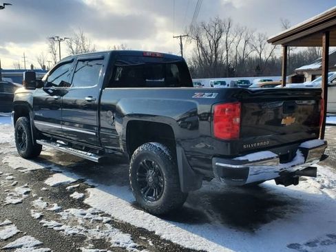 Used 2017 Chevrolet Silverado 3500 LTZ w/ Duramax Plus Package image 4
