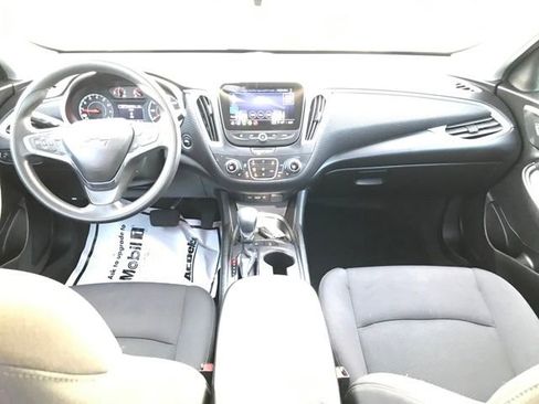 Certified 2025 Chevrolet Malibu LT image 6