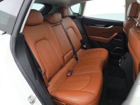 Certified 2022 Maserati Levante GT AWD/4WD image 15