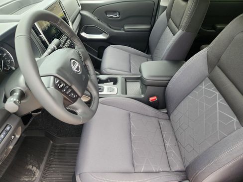 New 2026 Nissan Frontier SV AWD/4WD image 12
