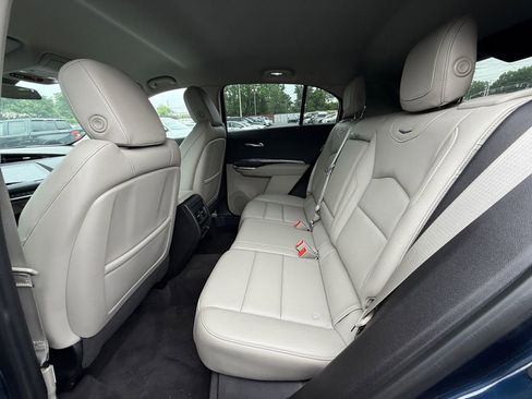 Used 2019 Cadillac XT4 Luxury w/ Cold Weather Package FWD image 23