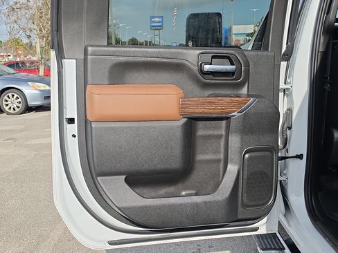 Used 2021 Chevrolet Silverado 3500 High Country AWD/4WD image 12