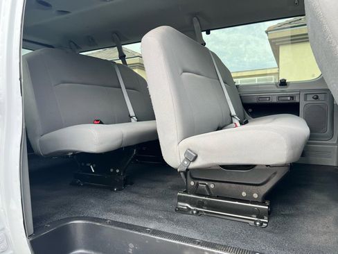 Used 2014 Ford E-350 and Econoline 350 XL w/ Power Windows & Locks Group image 23