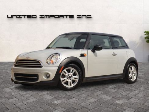 Used 2013 MINI Cooper Hardtop image 1