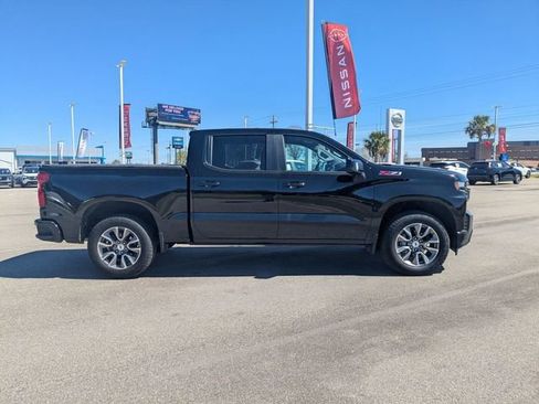 Used 2022 Chevrolet Silverado 1500 RST AWD/4WD image 2