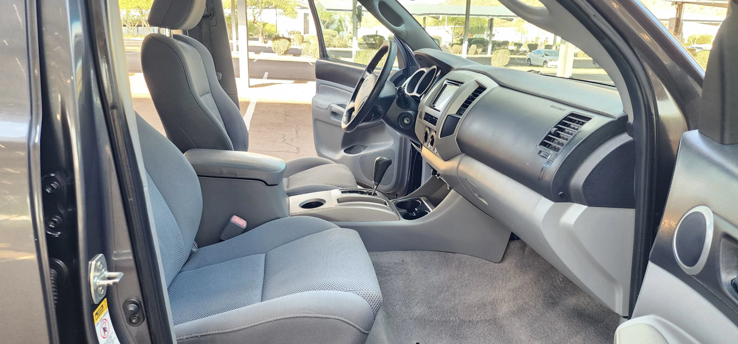 Used 2011 Toyota Tacoma 4x4 Double Cab w/ TRD Sport Pkg w/JBL Audio image 21