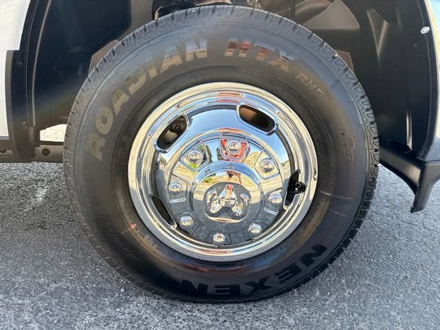 New 2026 RAM 3500 Tradesman AWD/4WD image 11