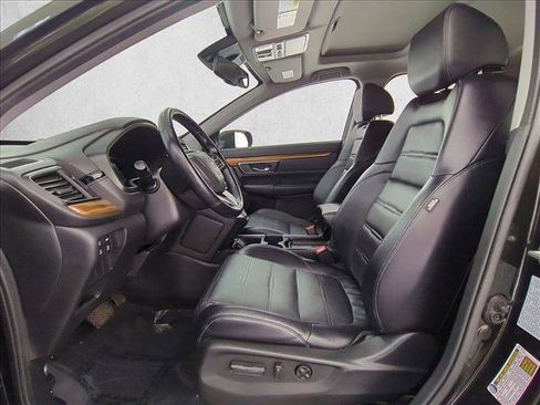 Used 2018 Honda CR-V Touring image 17