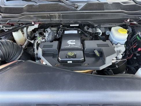 Used 2021 RAM 2500 Limited image 32