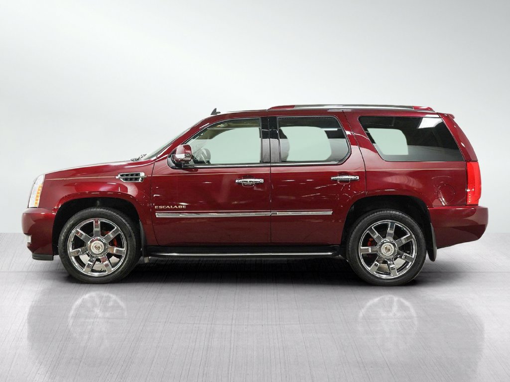 Used 2011 Cadillac Escalade Luxury AWD/4WD image 2