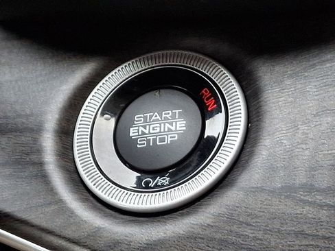 Used 2023 Jeep Grand Cherokee 4WD 4xe image 26