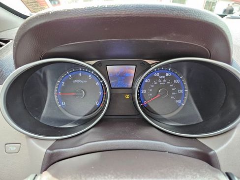 Used 2011 Hyundai Tucson GLS image 19