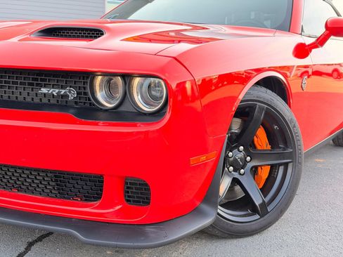 Used 2022 Dodge Challenger SRT Hellcat w/ Plus Package RWD image 9