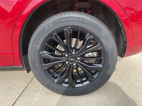 Certified 2023 Ford Escape ST-Line Elite image 6