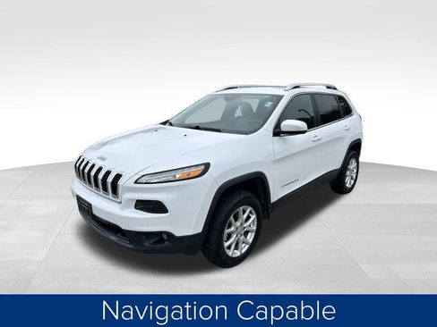 Used 2017 Jeep Cherokee Latitude w/ Safety/Convenience Group image 12