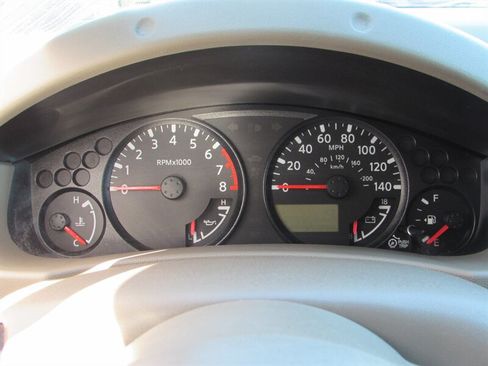 Used 2012 Nissan Frontier SV RWD image 13