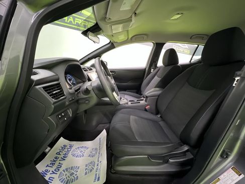 Used 2025 Nissan Leaf S FWD image 16