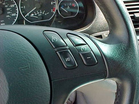 Used 2004 BMW 330Ci Convertible image 40