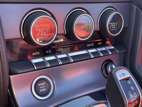 Used 2020 Jaguar F-TYPE R image 25