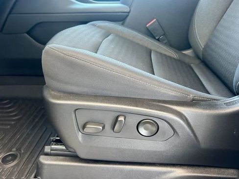 Used 2024 Chevrolet Tahoe LS RWD image 13