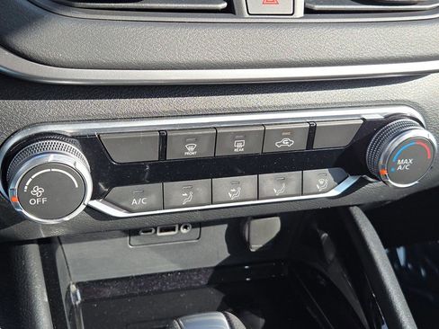 Used 2021 Nissan Altima 2.5 SV image 24