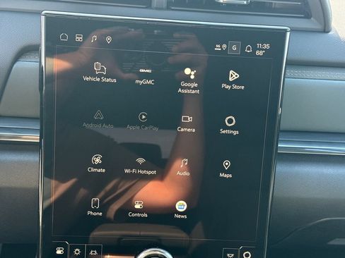 New 2026 GMC Terrain AT4 AWD/4WD image 24