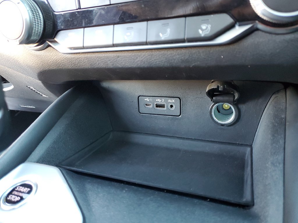Certified 2022 Nissan Altima 2.5 SR w/ Midnight Edition Package FWD image 32