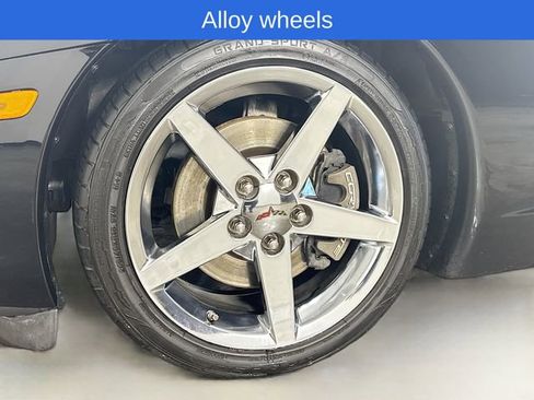 Used 2006 Chevrolet Corvette Convertible w/ Preferred Equipment Group RWD image 32