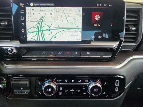Used 2025 GMC Sierra 1500 SLT RWD image 35