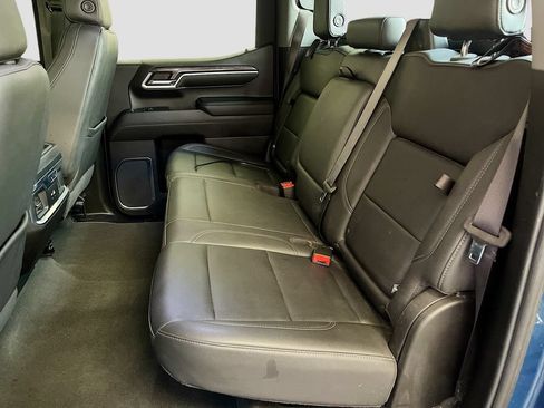 Used 2024 Chevrolet Silverado 1500 LTZ AWD/4WD image 25