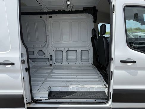 Used 2023 Ford Transit 250 Medium Roof image 47