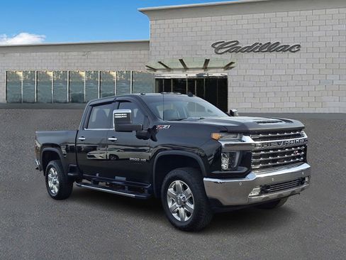 Used 2020 Chevrolet Silverado 2500 LTZ w/ LTZ Premium Package image 3
