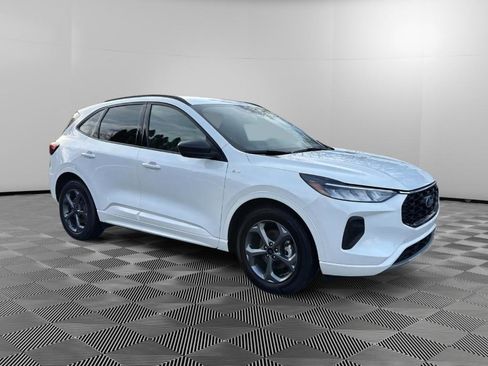 Used 2023 Ford Escape ST-Line w/ Tech Pack #1 image 2