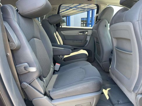 Used 2014 Chevrolet Traverse LT w/ All-Star Edition FWD image 27
