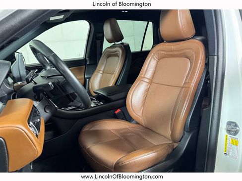Used 2023 Lincoln Aviator Grand Touring w/ Elements Package Plus AWD/4WD image 19