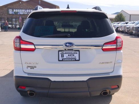 Used 2019 Subaru Ascent Premium AWD/4WD image 4