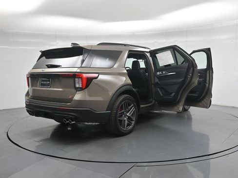 New 2026 Ford Explorer ST w/ Sun And Sound Package AWD/4WD image 3