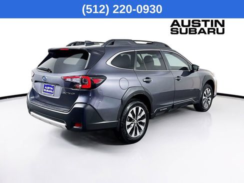 Used 2025 Subaru Outback Limited image 8