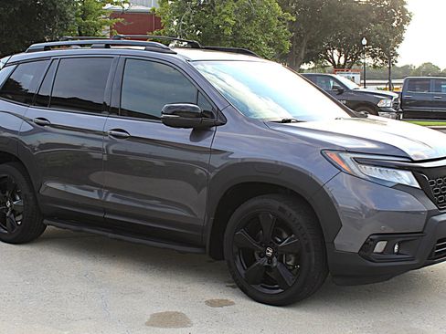 Used 2019 Honda Passport Elite image 7