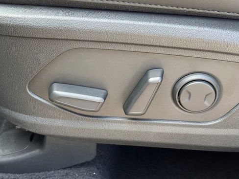 New 2026 Kia Sorento EX FWD image 19