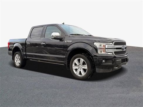 Used 2019 Ford F150 Platinum w/ Equipment Group 701A Luxury image 4