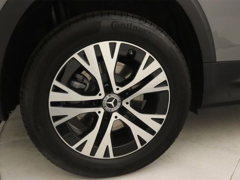 New 2026 Mercedes-Benz GLB 250 image 13