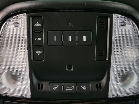Used 2022 Dodge Durango R/T AWD/4WD image 21