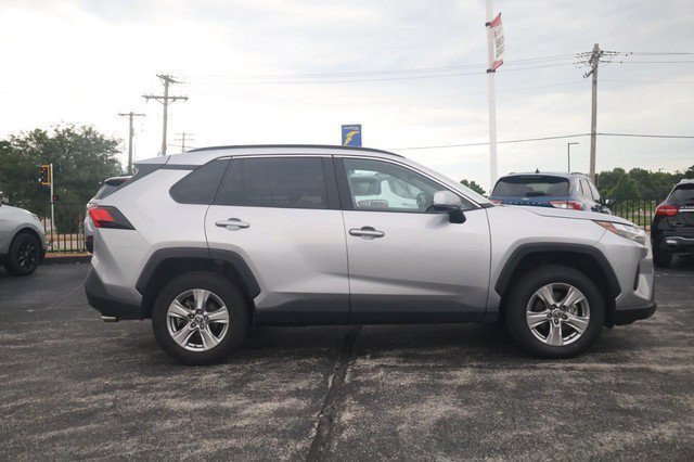 Used 2025 Toyota RAV4 XLE w/ Weather Package AWD/4WD image 4